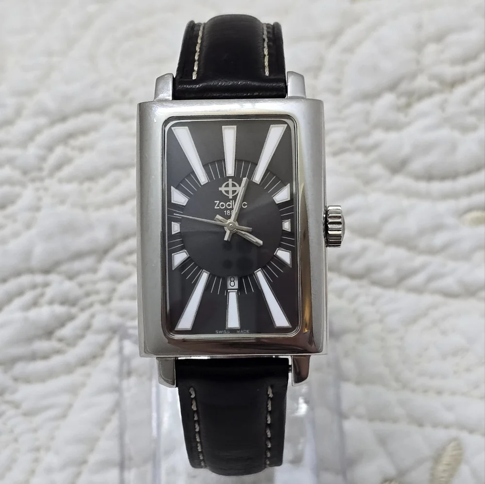 Rare Zodiac Tank Men's Watch ZO3401 Classic Line Black Dial Swiss Made Sunbeam